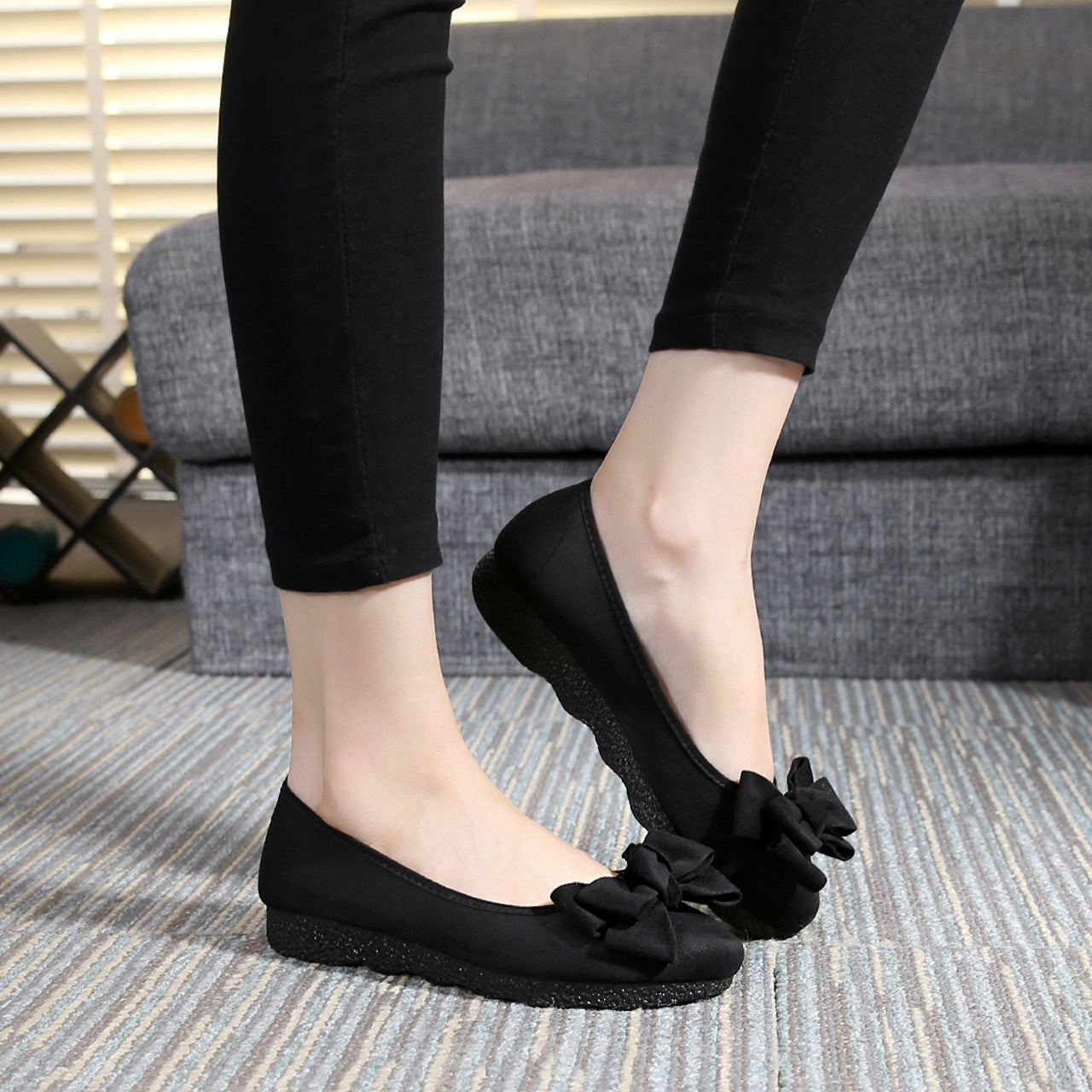 Vionnet Bow Round-Toe Ballerina Flats