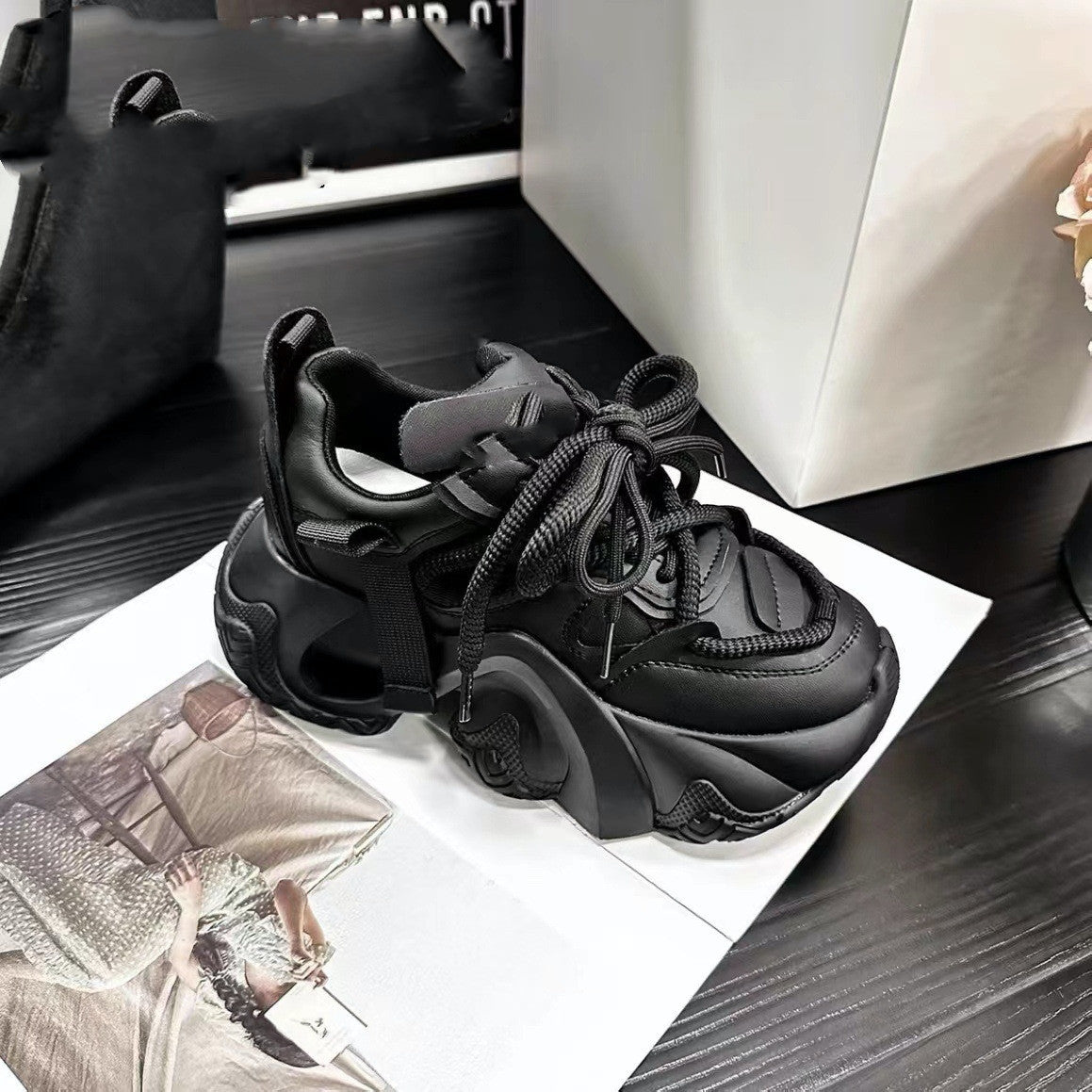 Auralux Vantage Sneakers - ALIZAAuralux Vantage SneakersAuralux Vantage SneakersAuralux Vantage SneakersWomen footwearALIZAALIZA25087553BlackAuralux Vantage Sneakers5