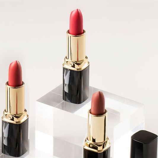 Vionnet Matte Moisturizing Lipstick - ALIZAVionnet Matte Moisturizing LipstickVionnet Matte Moisturizing LipstickVionnet Matte Moisturizing LipstickMakeupALIZAALIZAAunt colorVionnet Matte Moisturizing Lipstick